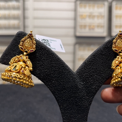 SOUTH INDIA 12.762gms EARRINGS 22K Yellow Gold