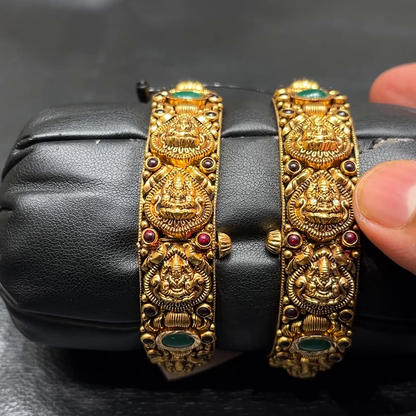 MUKUNDA JEWELLERS 23.471gms BANGLES 22K Yellow Gold