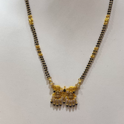 RS BROTHERS 9.93gms SHORT BLACK BEADS 22K Yellow Gold