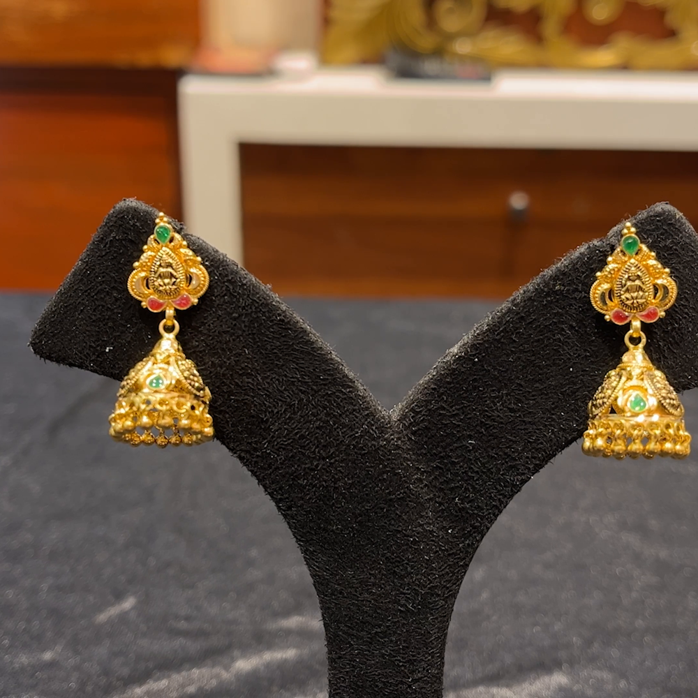 RS BROTHERS 8.338gms EARRINGS 22K Yellow Gold