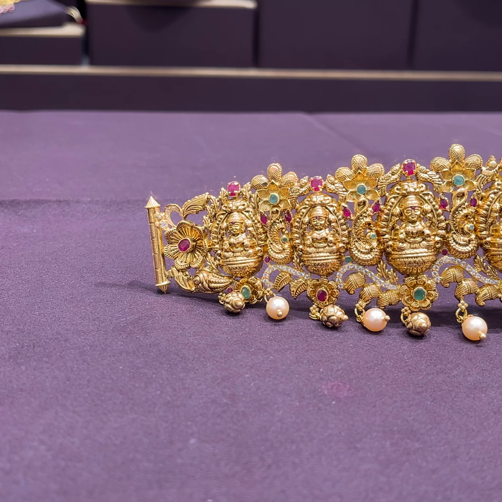 CMR 88.515gms VADDANAM 22K Nakshi