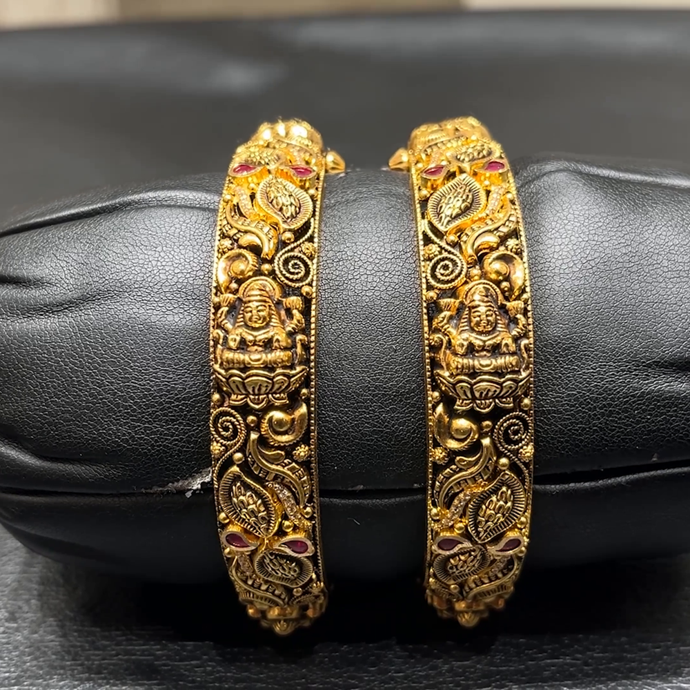 MUKUNDA JEWELLERS 46.58gms BANGLES 22K Yellow Gold