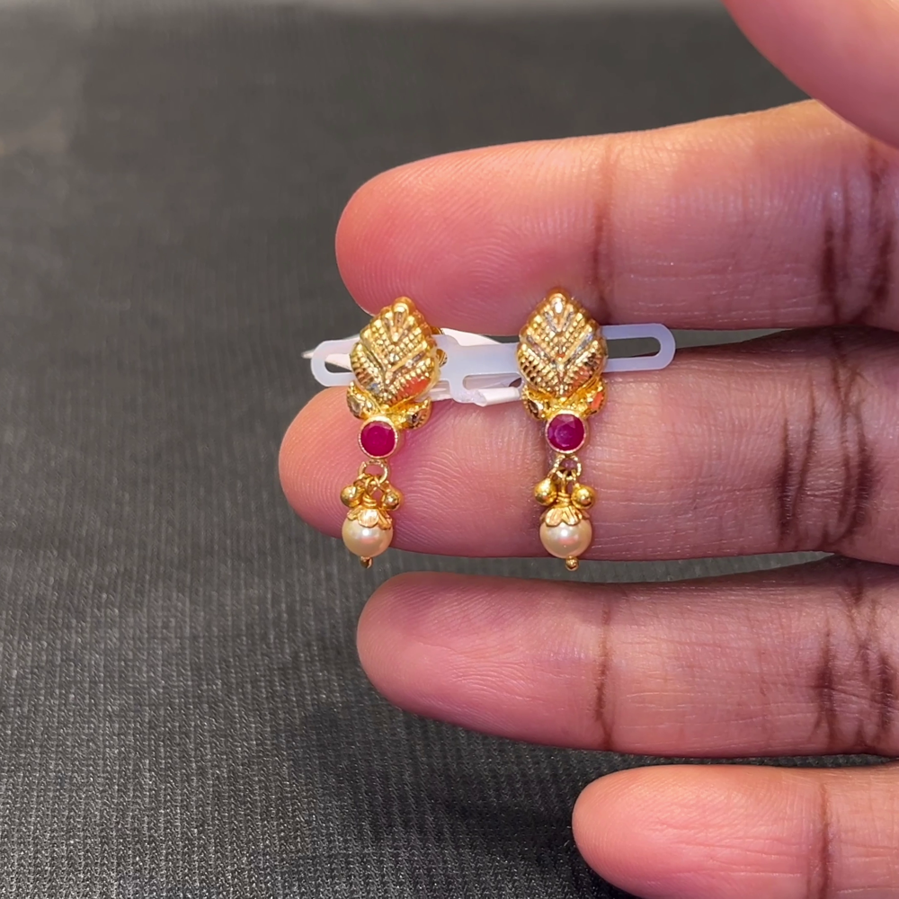 [make to order] 1.36gms EARRINGS 22K