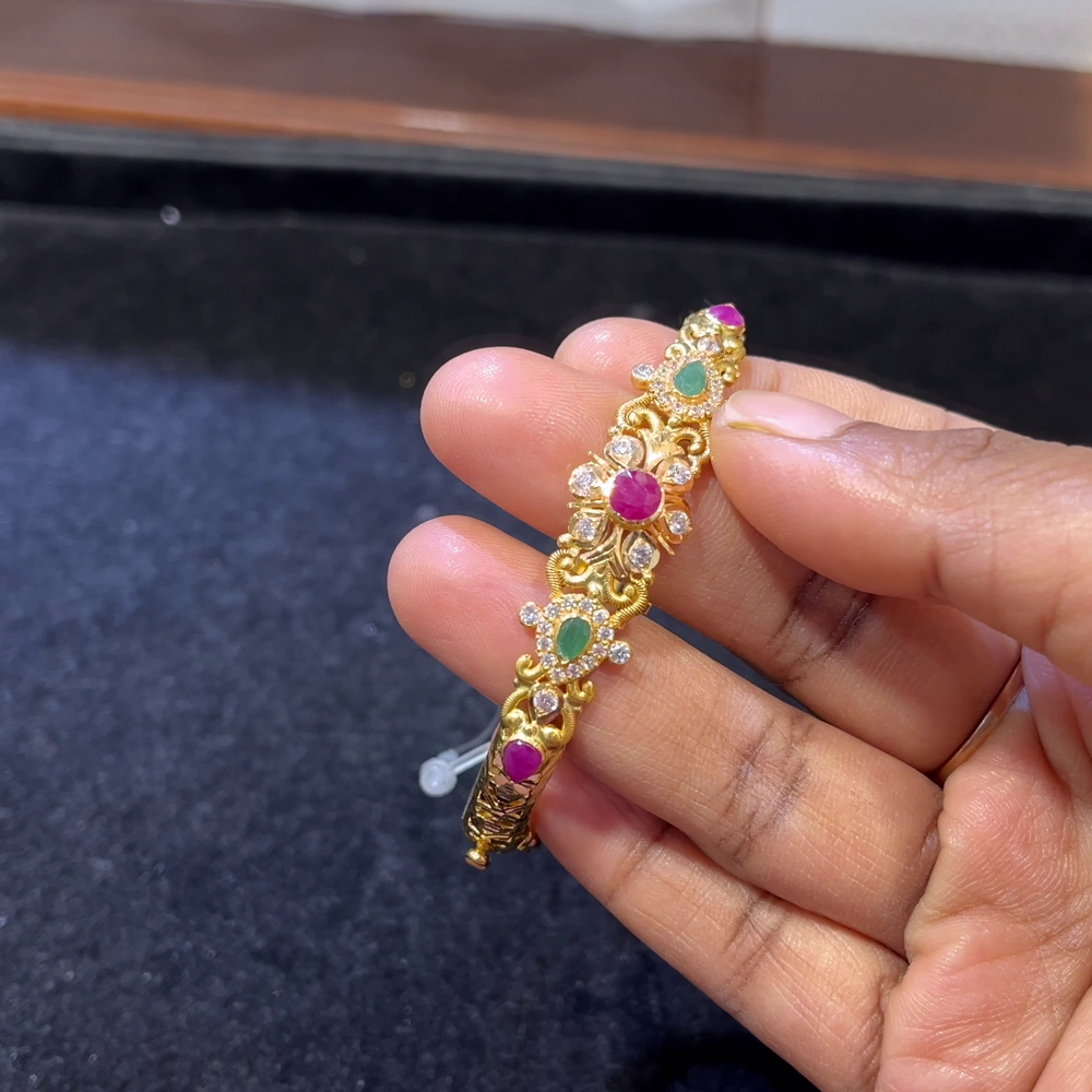 SRI RAM 13.898gms BANGLES 22K Yellow Gold