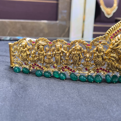 CMR 120.225gms VADDANAM 22K Nakshi