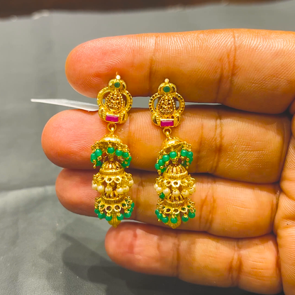 SOUTH INDIA 9.601gms EARRINGS 22K Yellow Gold