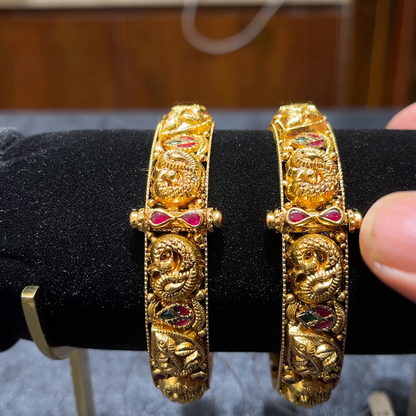 MUKUNDA JEWELLERS 17.776gms BANGLES 22K Yellow Gold