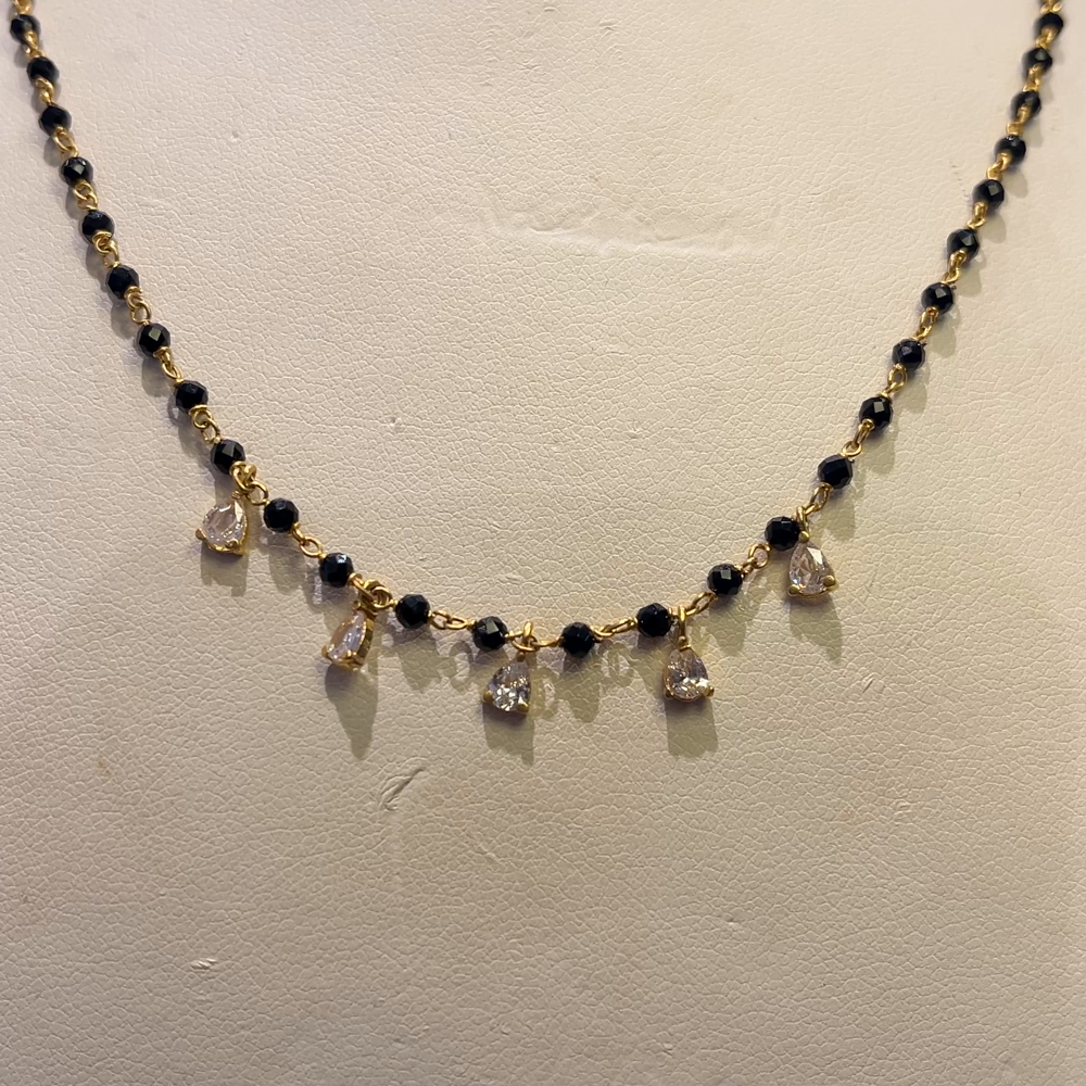 Anu Jewellers 4.798gms SHORT BLACK BEADS 22K Yellow Gold