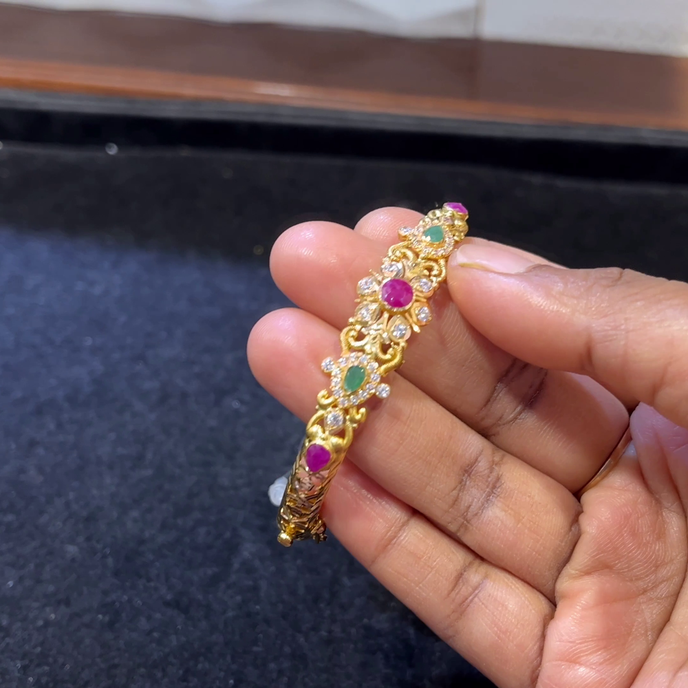 SRI RAM 13.898gms BANGLES 22K Yellow Gold