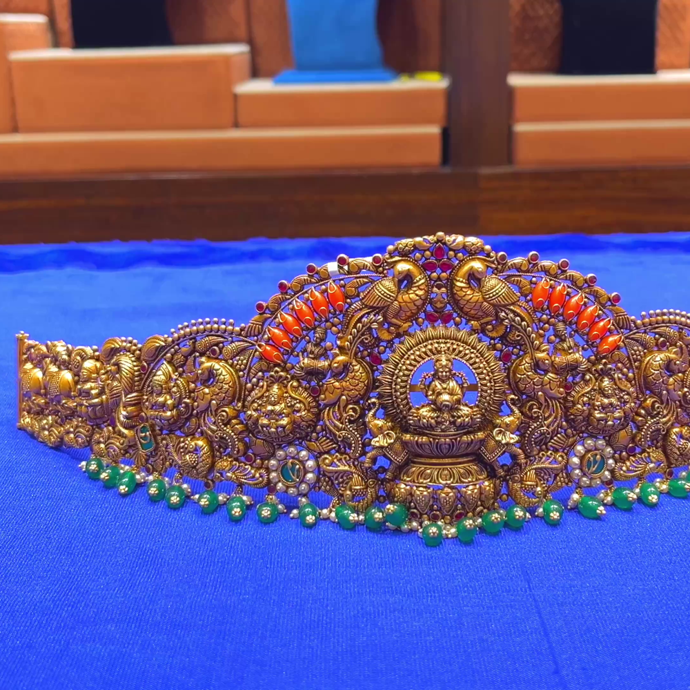 CMR 141.845gms VADDANAM 22K Nakshi