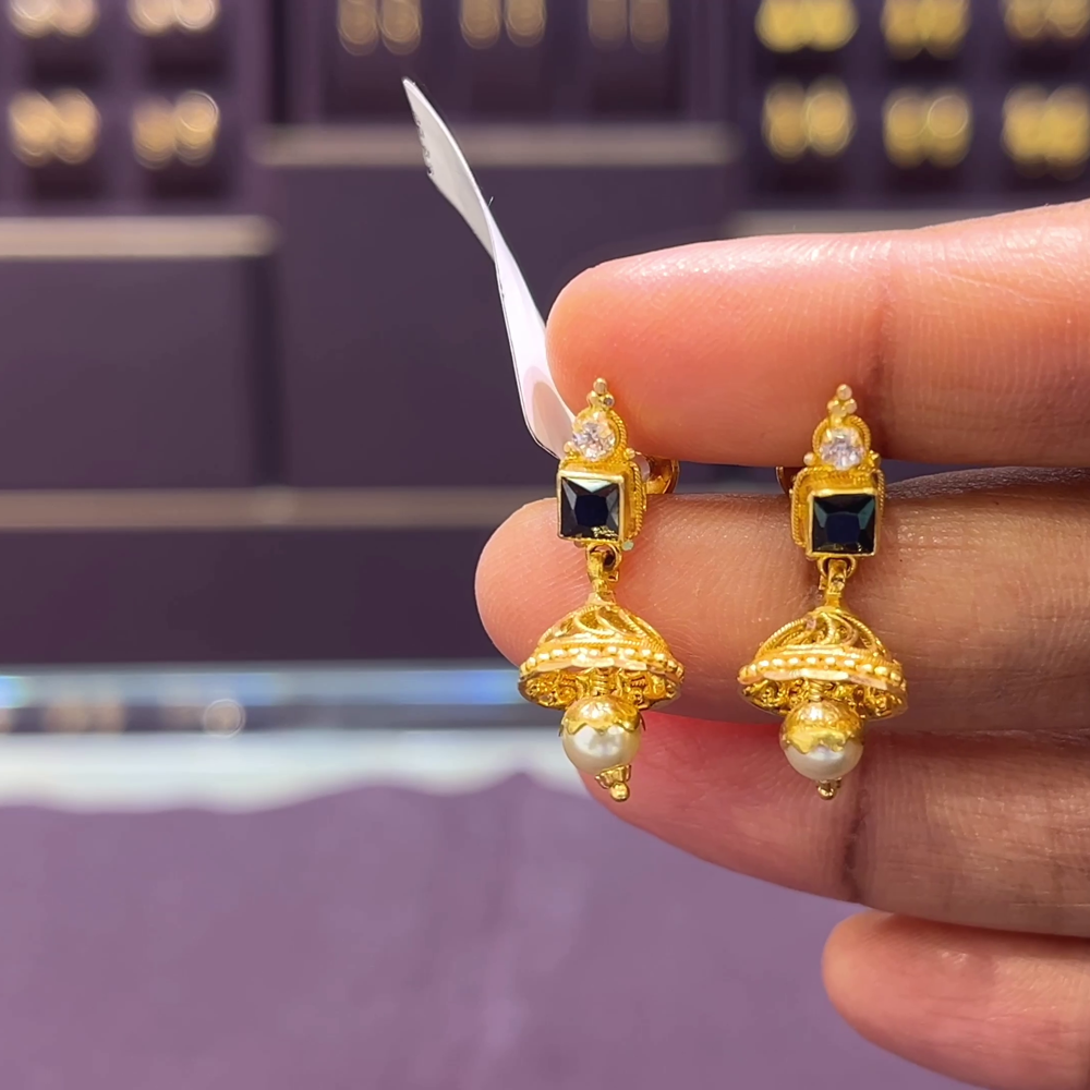 CMR 4.278gms EARRINGS 22K Yellow Gold