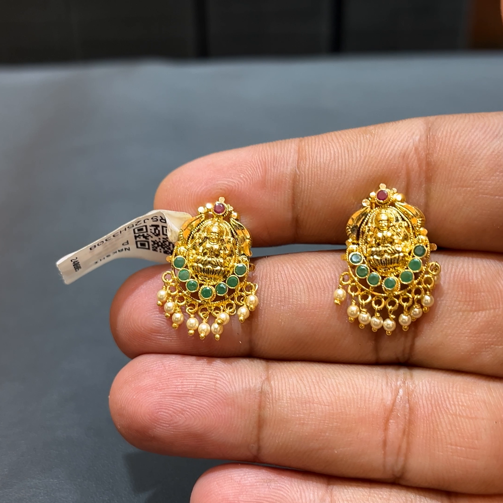 SOUTH INDIA 4.449gms EARRINGS 22K Yellow Gold