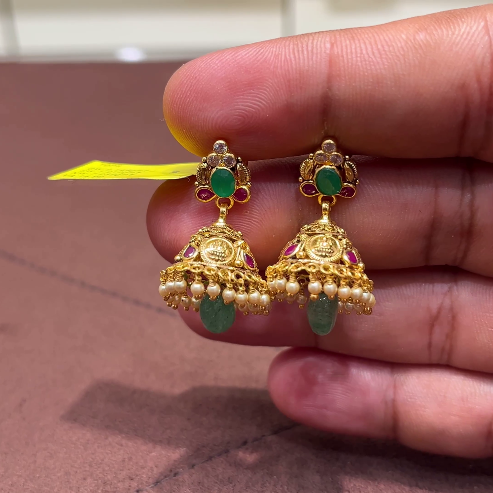 SwarnaKanchi 7.232gms EARRINGS 22K Yellow Gold