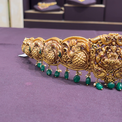 CMR 121.908gms VADDANAM 22K Nakshi