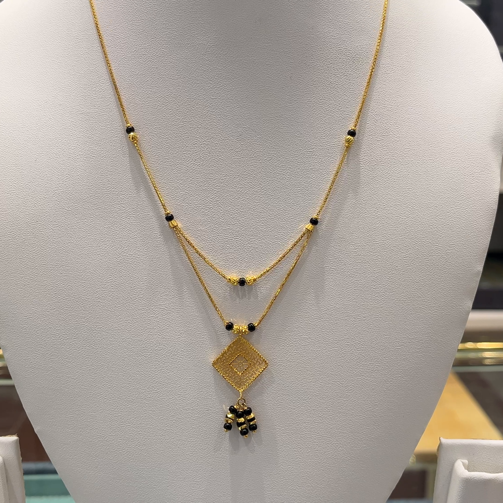 Anu Jewellers 8.246gms SHORT BLACK BEADS 22K Yellow Gold