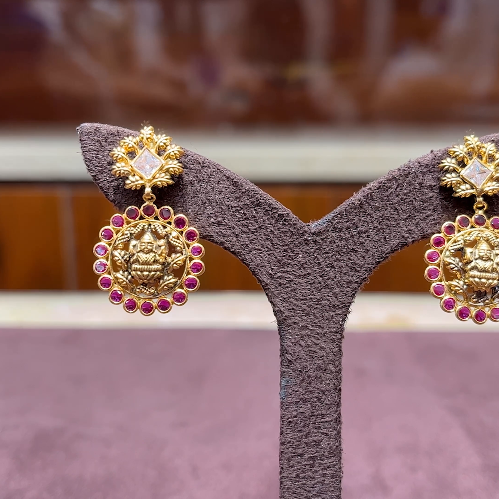 MUKUNDA JEWELLERS 5.81gms EARRINGS 22K Yellow Gold