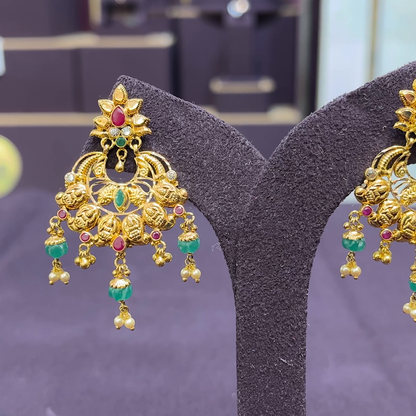 CMR 8.973gms EARRINGS 22K Yellow Gold