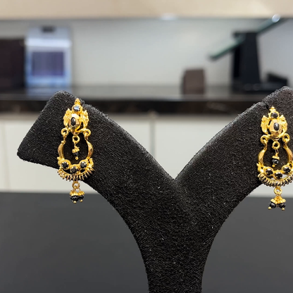 MUKUNDA JEWELLERS 5.64gms EARRINGS 22K Yellow Gold