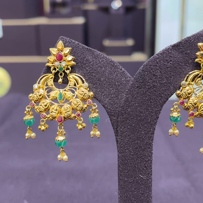 CMR 8.973gms EARRINGS 22K Yellow Gold