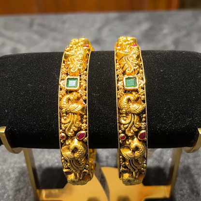 MUKUNDA JEWELLERS 21.146gms BANGLES 22K Yellow Gold