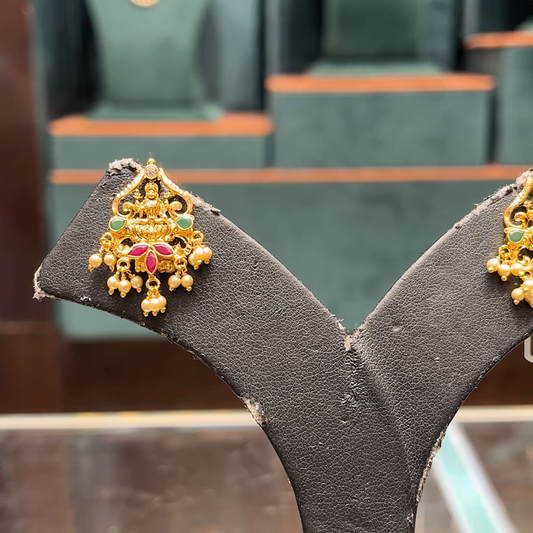 CMR 5.675gms EARRINGS 22K Yellow Gold