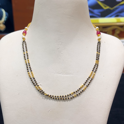 RS BROTHERS 8.285gms SHORT BLACK BEADS 22K Yellow Gold