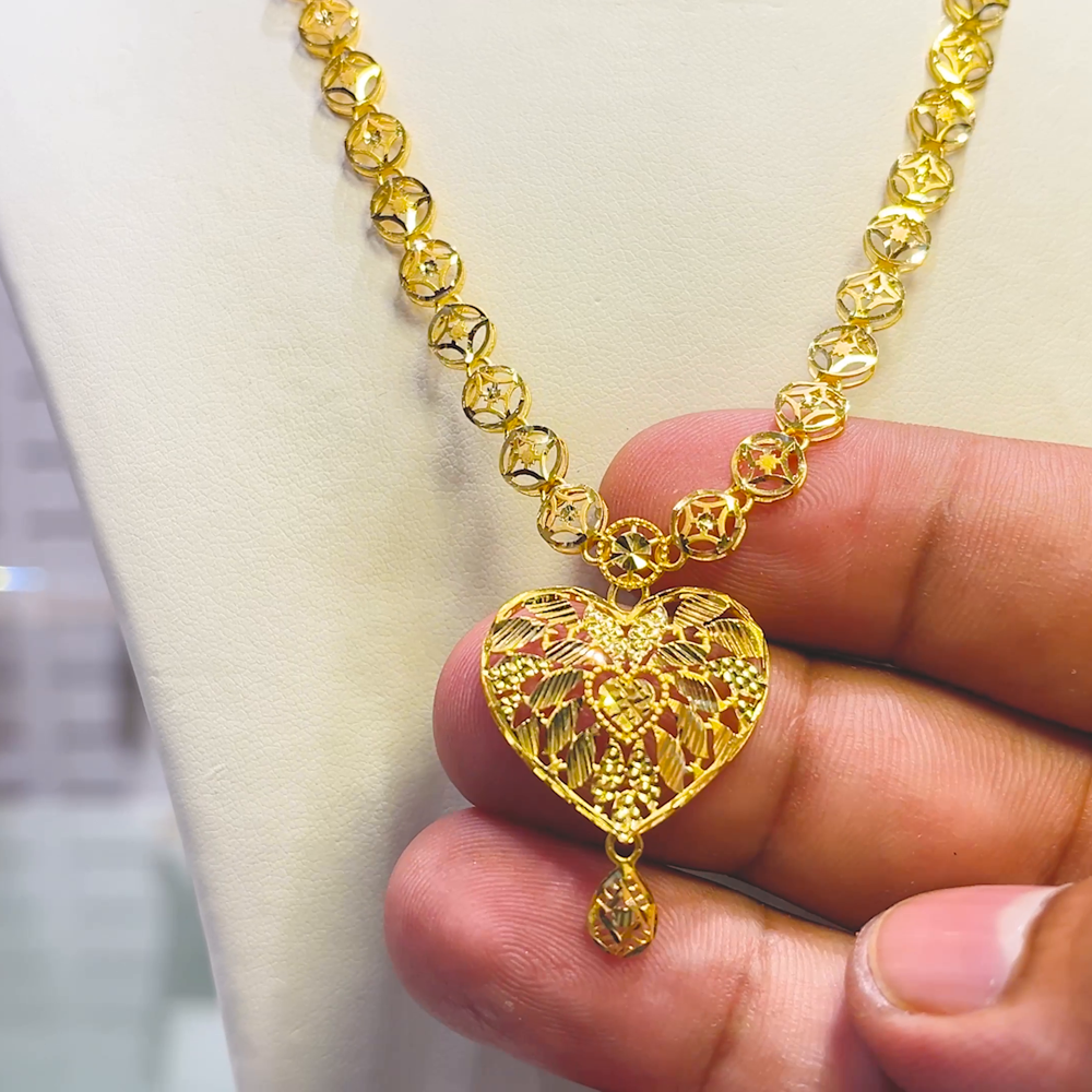 SOUTH INDIA 7.6gms NECKLACE 22K Yellow Gold