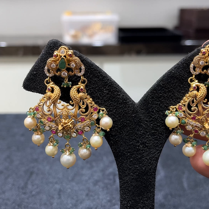 MUKUNDA JEWELLERS 23.94gms EARRINGS 22K Yellow Gold