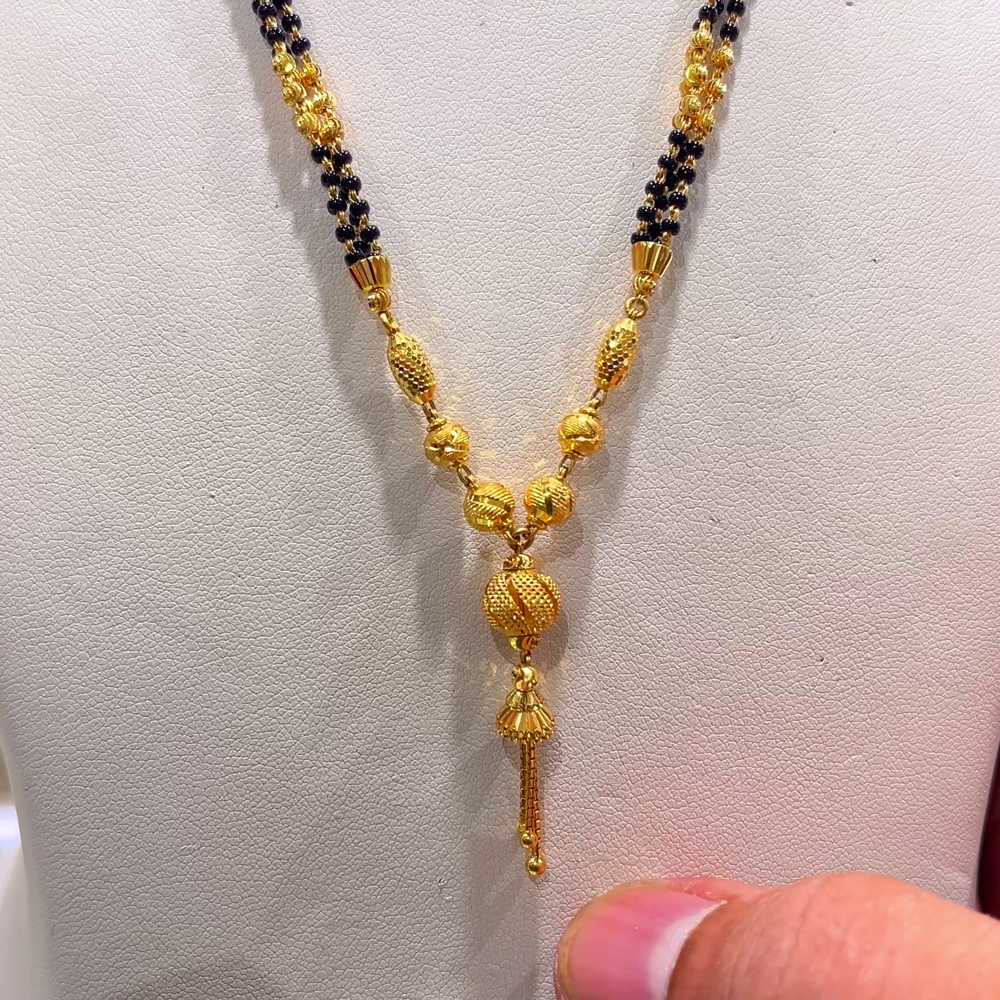 CHANDANA Brothers 12.91gms SHORT BLACK BEADS 22K Yellow Gold