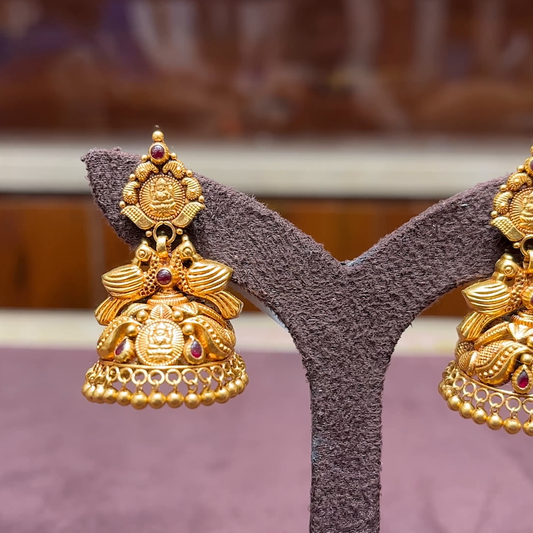 MUKUNDA JEWELLERS 11.68gms EARRINGS 22K Antique