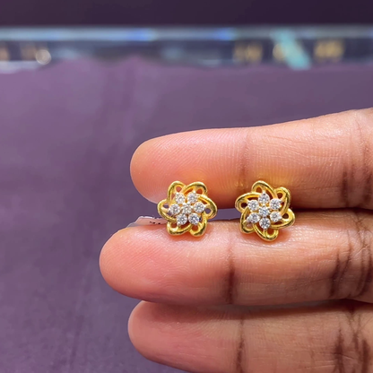 CMR 3.231gms EARRINGS 22K Yellow Gold