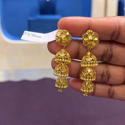 CMR 8.665gms EARRINGS 22K Yellow Gold