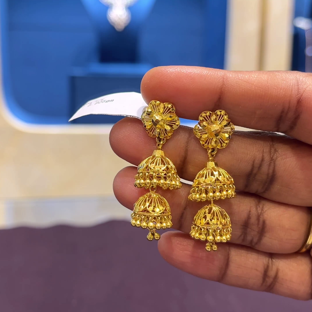 CMR 8.665gms EARRINGS 22K Yellow Gold