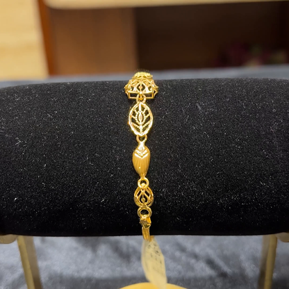 Chennai Shopping Mall 4.45gms Bracelets 22K Yellow Gold