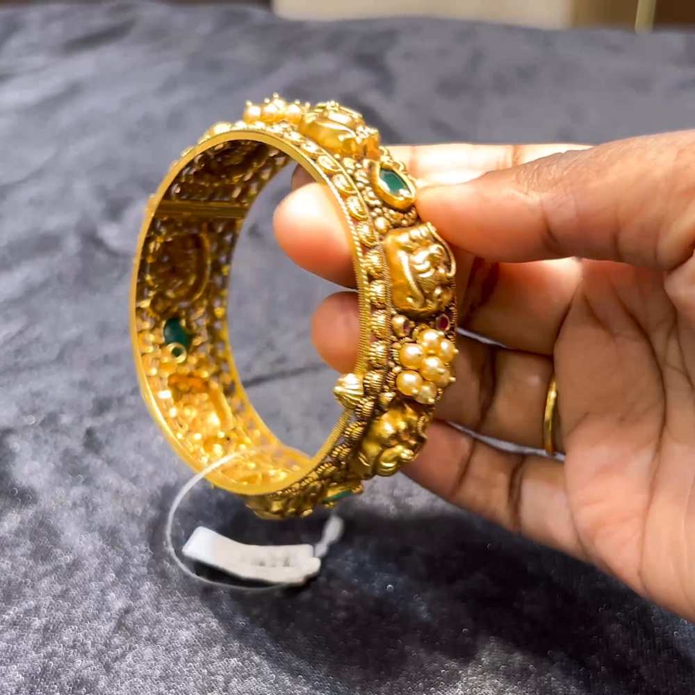 CMR 43.074gms BANGLES 22K Yellow Gold