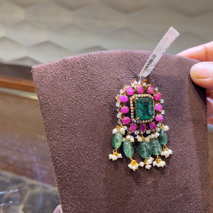 SRI RAM 9.217gms Pendent 22K Nakshi