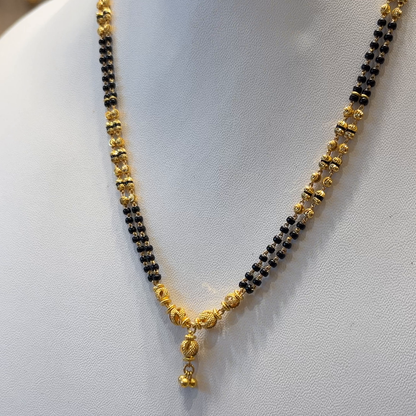 CMR 12.55gms SHORT BLACK BEADS 22K Nakshi