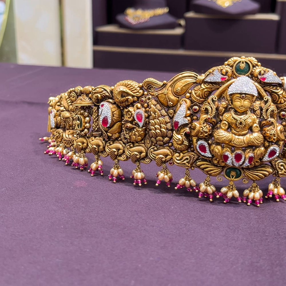 CMR 111.379gms VADDANAM 22K Nakshi