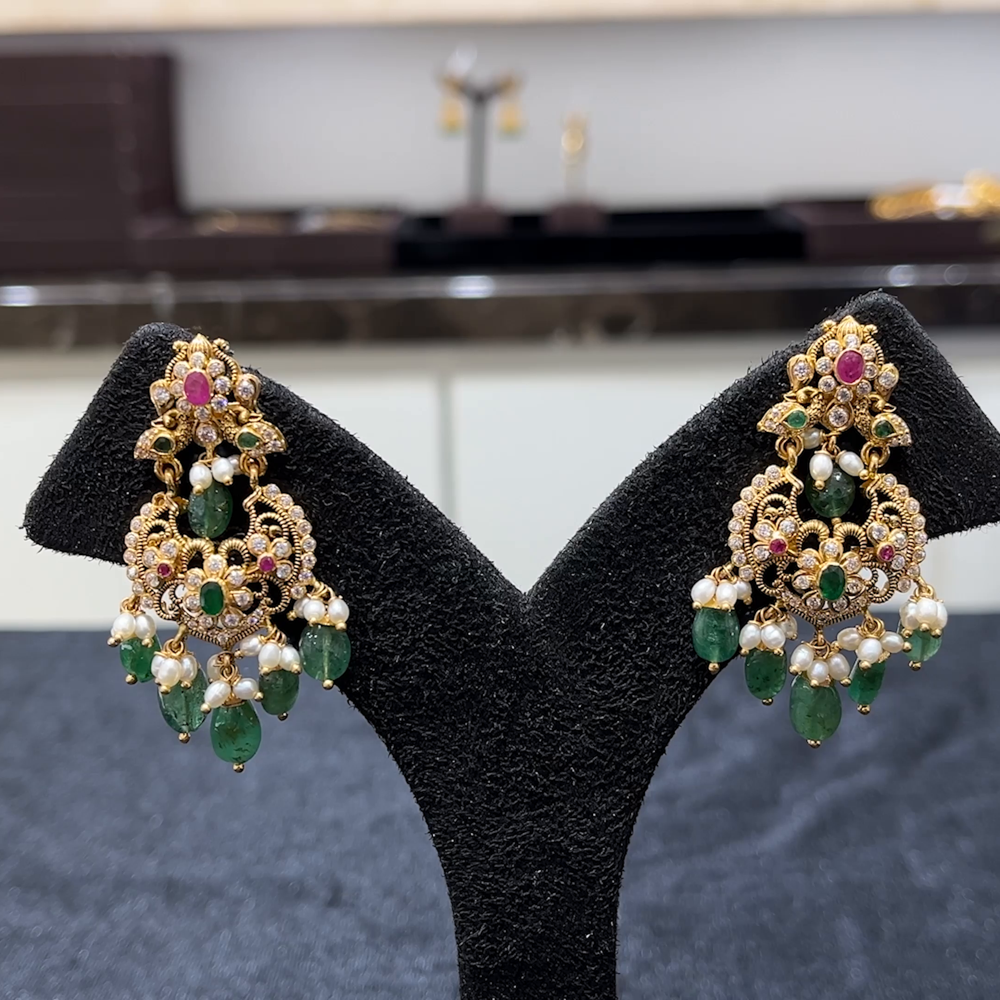 MUKUNDA JEWELLERS 13.5gms EARRINGS 22K Yellow Gold