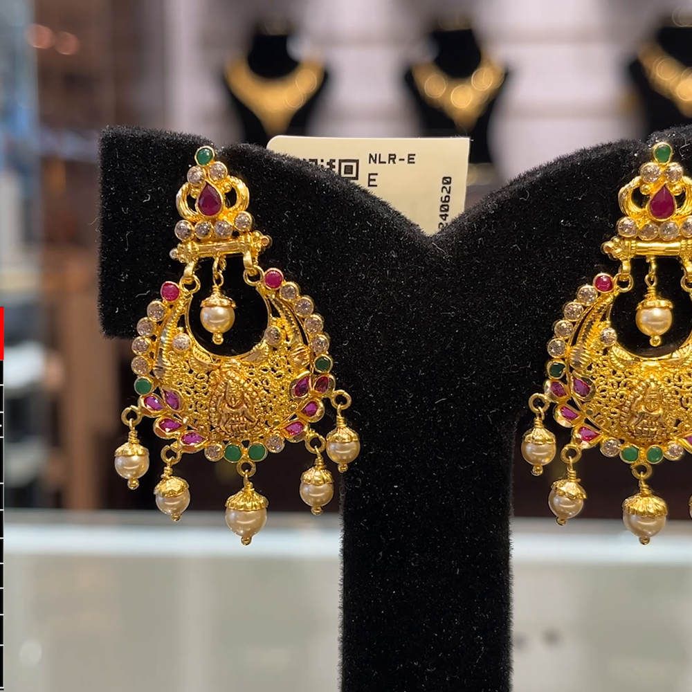 SOUTH INDIA 9.712gms EARRINGS 22K Yellow Gold