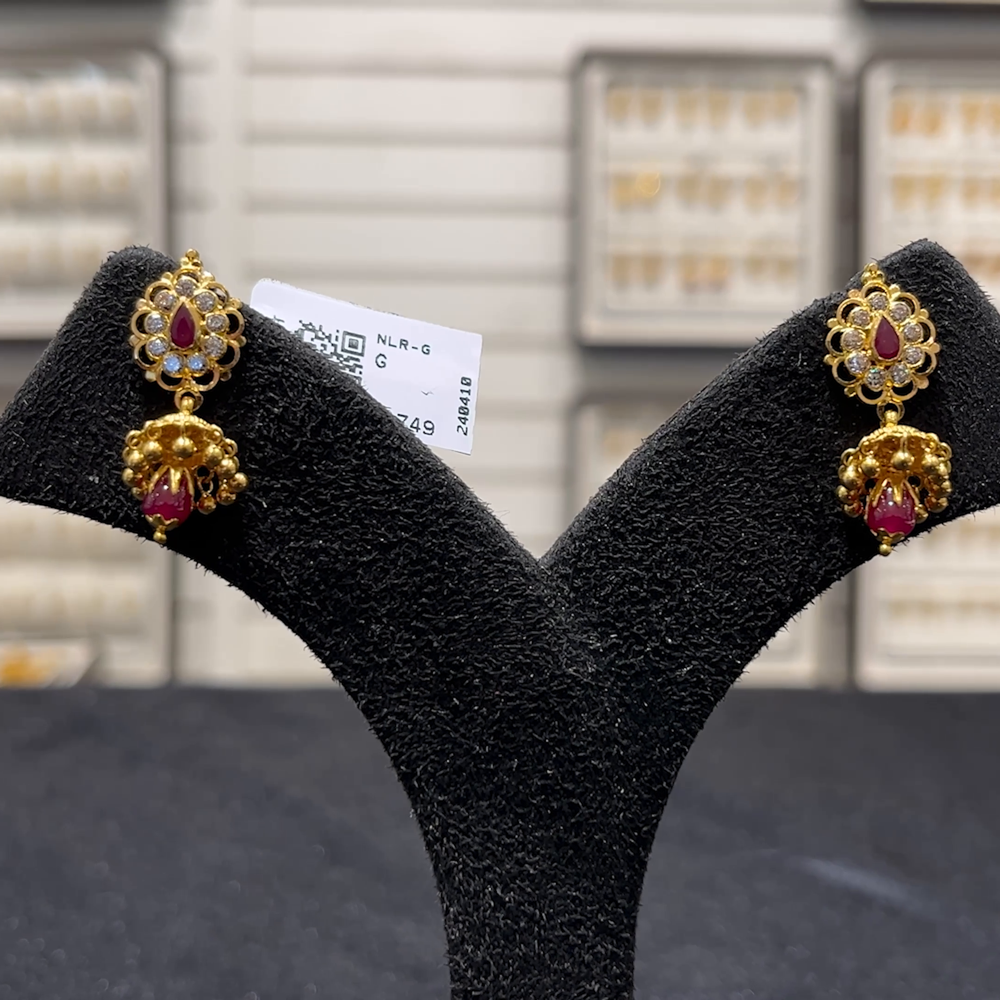 SOUTH INDIA 4.991gms EARRINGS 22K Yellow Gold