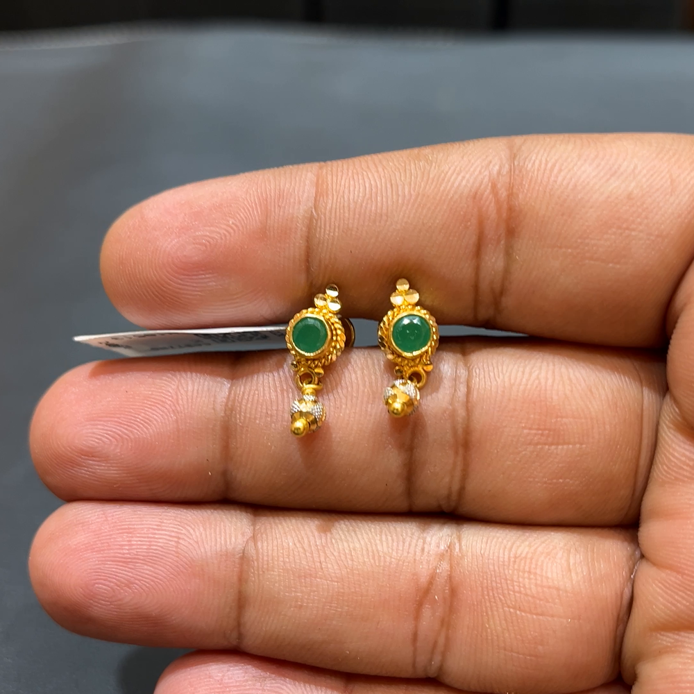 SOUTH INDIA 3.446gms EARRINGS 22K Yellow Gold