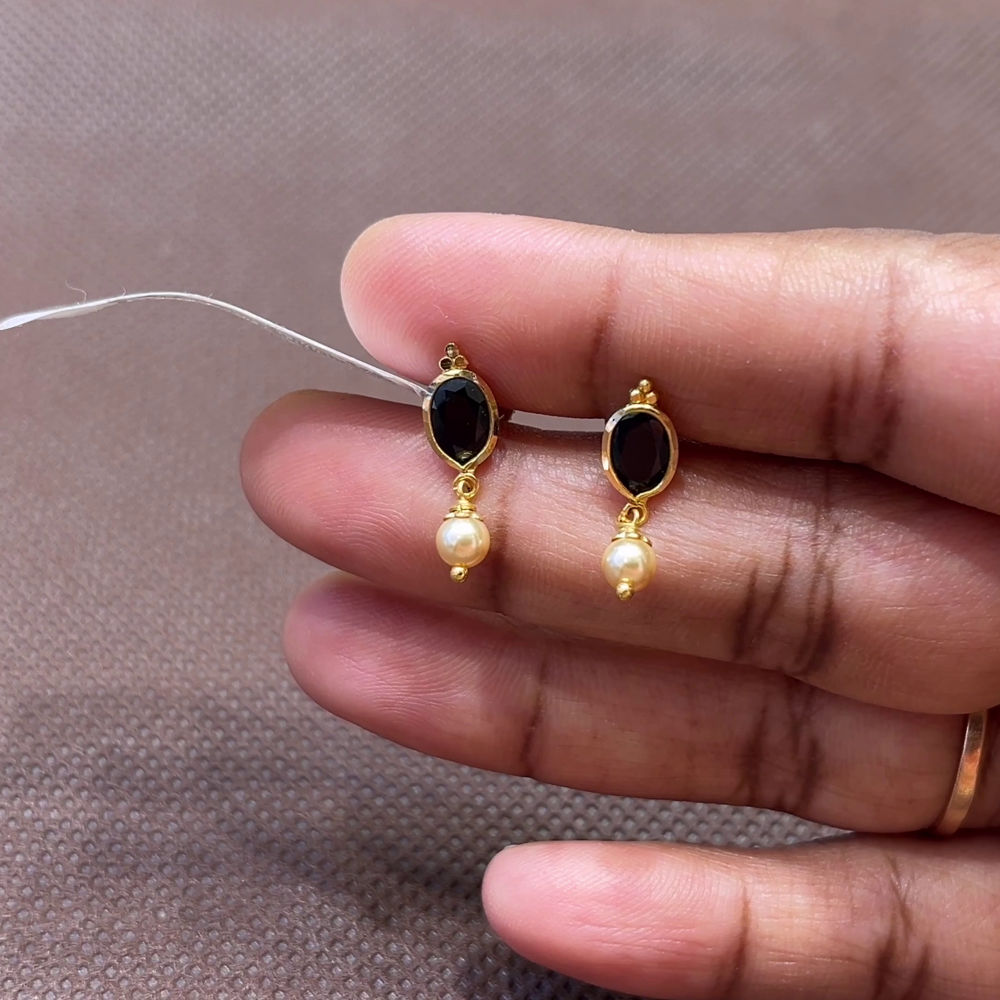 [make to order] 1.738gms EARRINGS 22K