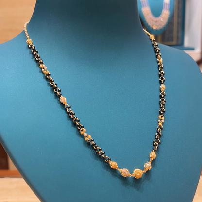 Chennai Shopping Mall 11.145gms SHORT BLACK BEADS 22K Yellow Gold