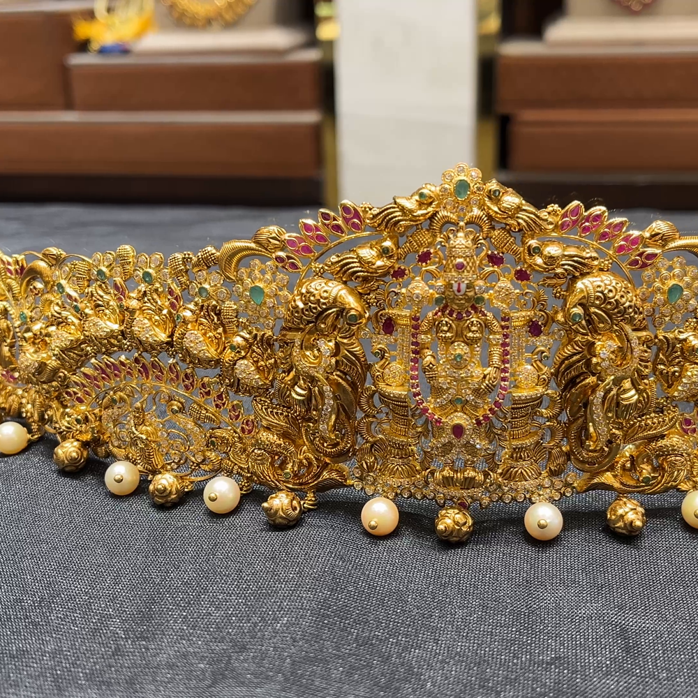 CMR 142.23gms VADDANAM 22K Nakshi