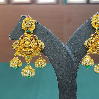 CMR 14.398gms EARRINGS 22K Yellow Gold