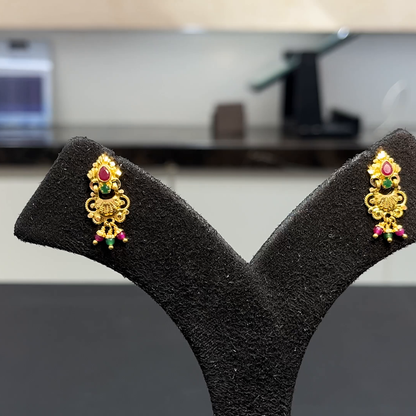 MUKUNDA JEWELLERS 3.691gms EARRINGS 22K Yellow Gold