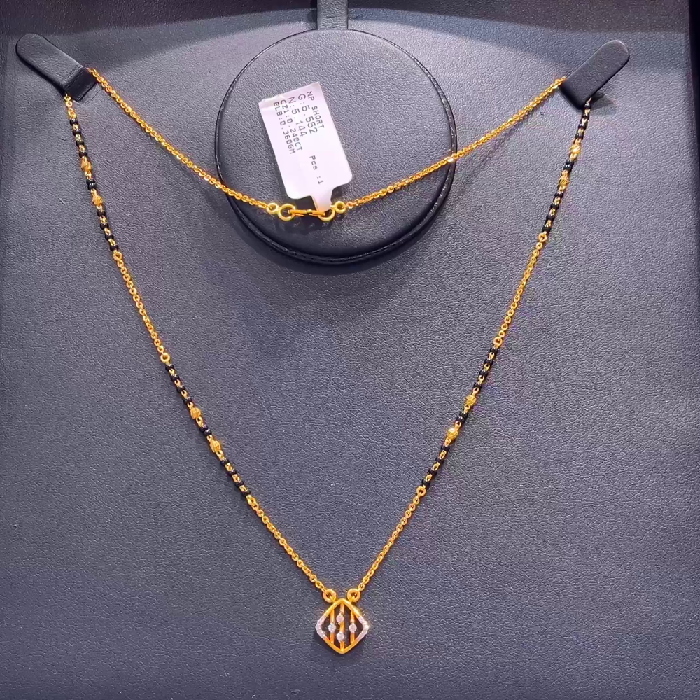 SOUTH INDIA 5.144gms SHORT BLACK BEADS 22K Yellow Gold