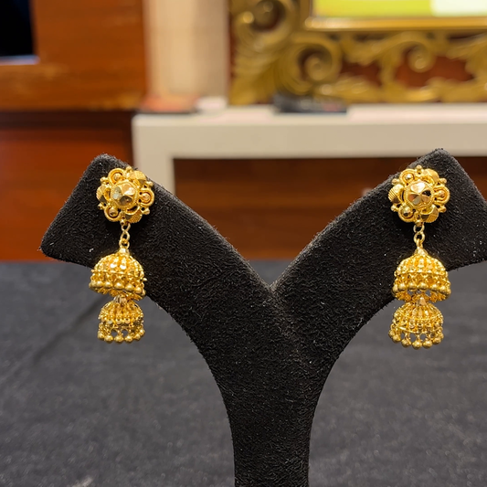 RS BROTHERS 7.908gms EARRINGS 22K Yellow Gold