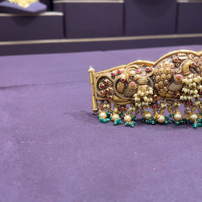 CMR 166.06gms VADDANAM 22K Nakshi